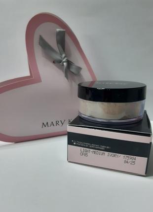 Шовковиста пудра mary kay®

8 г

нейтральный светлый 1 (матовый)