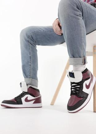 Кроссовки nike air jordan 1 retro white black burgundy