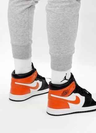 Кросівки nike air jordan 1 retro white black orange4 фото