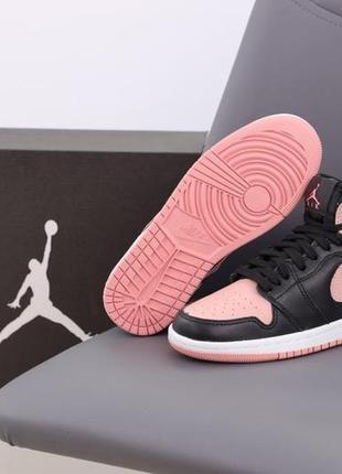 Кроссовки nike air jordan 1 retro black pink3 фото