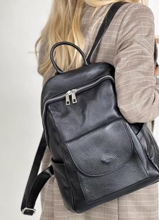 Стильный женский большой кожаный черный рюкзак, италия4 фото