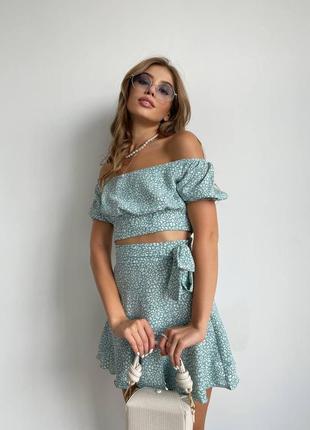 Легкій літній костюм топ та спідниця2 фото