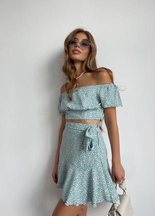 Легкій літній костюм топ та спідниця4 фото