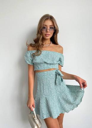 Легкій літній костюм топ та спідниця3 фото
