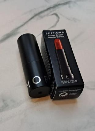 Кремова помада для губ sephora rouge cream lipstick у відтінку the red r04