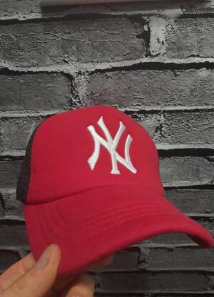 Кепка new yorker