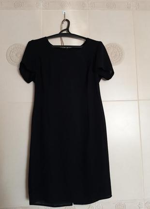 Черное классическое платье с накидкой3 фото