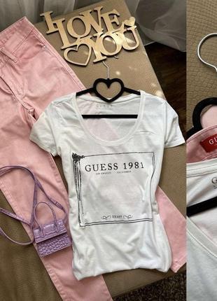 Брюки и футболка guess1 фото