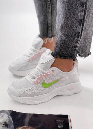 Белые кроссовки из обувного текстиля со вставками сетки, эко-кожи и силикона3 фото