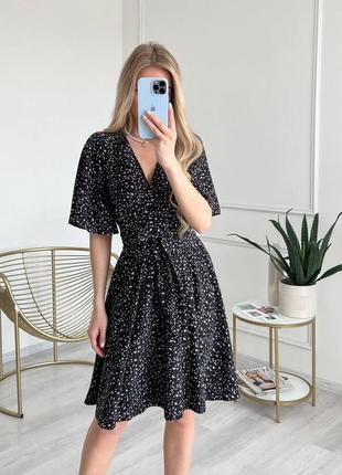 Платье с широким поясом платье коктейльное