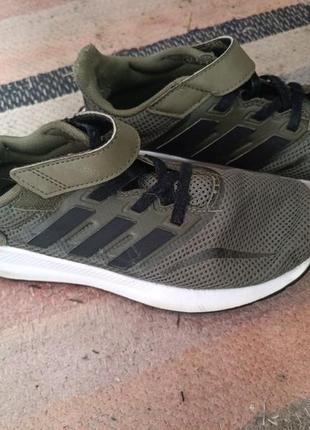 Кросівки adidas