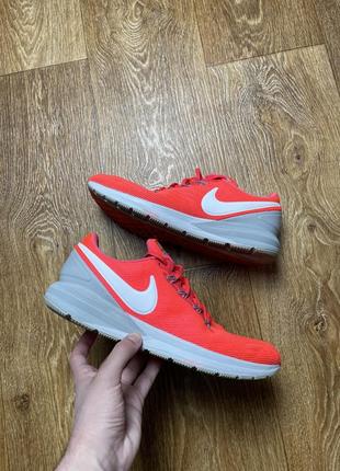 Кроссовки nike zoom srtucture 22