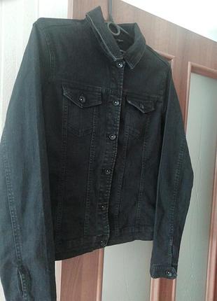 Жіноча джинсова куртка чорна 46,48,50