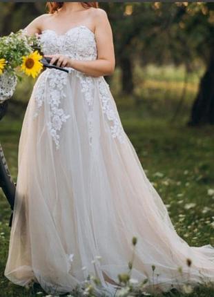 Свадебное платье