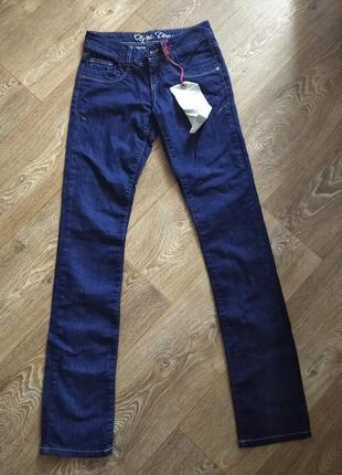 Джинсы женские (подростковые) 25/34 размер