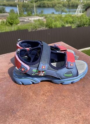 Босоніжки сандалі хлопчику