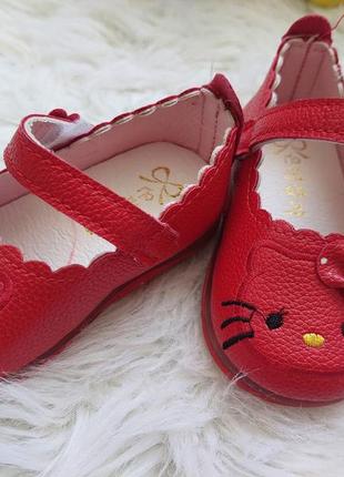 Туфли для девочки
