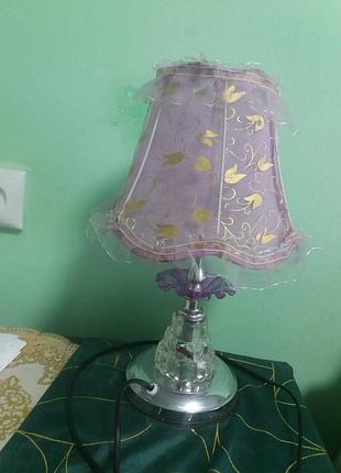 Настільная лампа