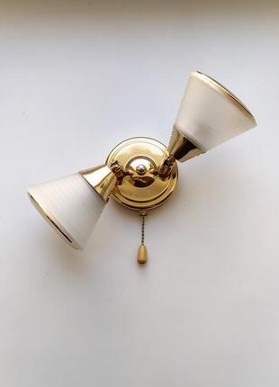 Бра светильник на стену с поворотными плафонами на 2 лампы