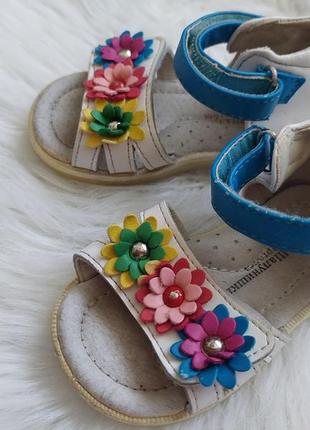 Босоножки для девочки