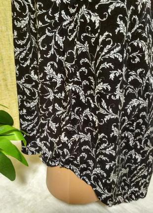 Удлиненная рубашка свободного кроя в принт листья  из вискозы ( состояние новой вещи)4 фото