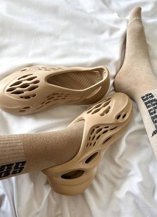 Adidas yeezy foam runner женские