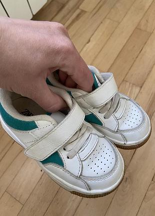 Кожаные кроссовки zara