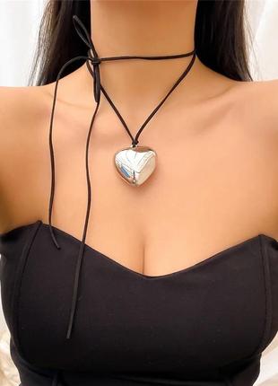 Підвіска чокер кулон на шкіряному шнурці серце металеве готичне, чокер шнурок з кулоном серце4 фото