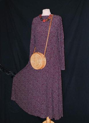 Платье длинная в пол с рукавом отрезное широкой юбкой длинный рукав.1 фото