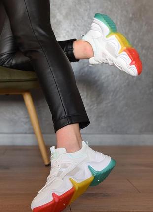 Кросівки жіночі білого кольору на шнурівці 152881l gl_55