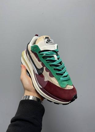 Sacai x nike vaporwaffle чоловічі круті кросівки в сітку кольорові демісезон мужские модные кроссовки найк в сетку топовая модель2 фото