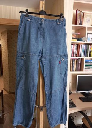 Джинсы летние. высокая посадка, накладные карманы, низ на шнуровке