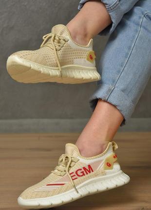 Кросівки жіночі бежевого кольору текстиль 155619l gl_55