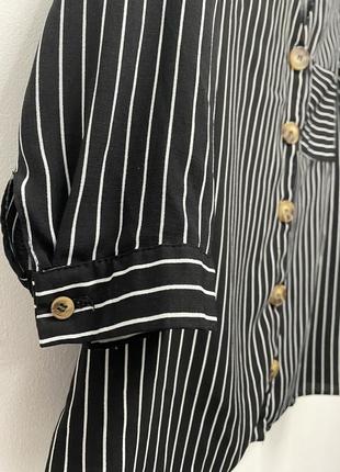 Женская рубашка в полоску с крупными пуговицами2 фото