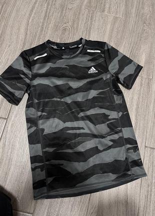 Спортивна футболка adidas3 фото