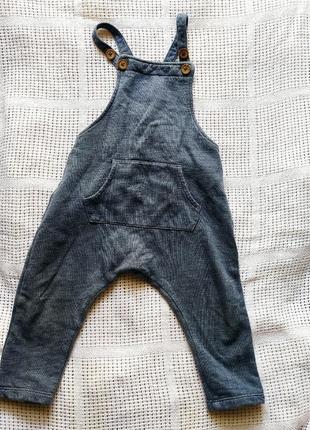 Легкий комбінезон на 9-12 місяців