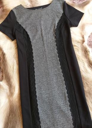 Чорне комбіноване трикотажне плаття на осінь