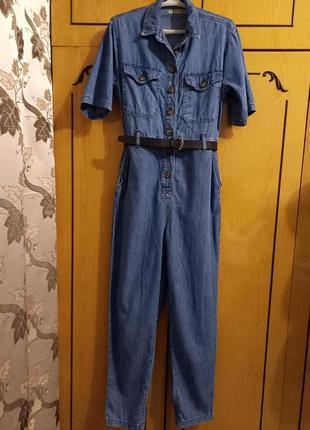 Комбинезон джинсовый
