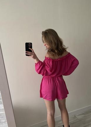 Рожевий костюм шорти + топ з відкритими плечима4 фото