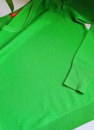 Зеленый джемпер,с обнаженными плечами, размер с8 фото