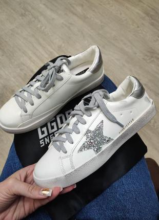 Жіночі кросівки кєди білі+срібляста зірка голден гус golden goose white shining star