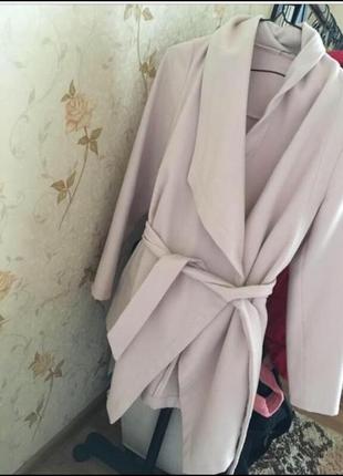 Идеальное пальто нежно-розового цвета