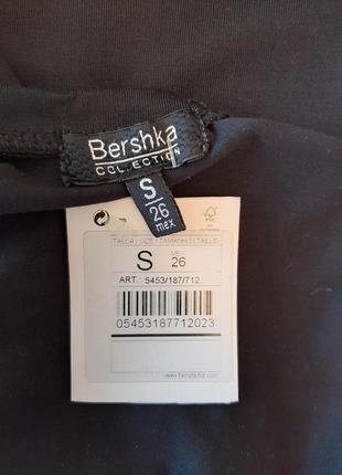 Изысканное легкое платье платье платье bershka, р.s9 фото