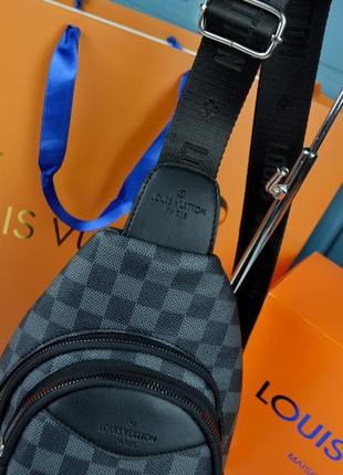 Сумка через плечо бананка слинг в стиле  louis vuitton луи виттон лв4 фото