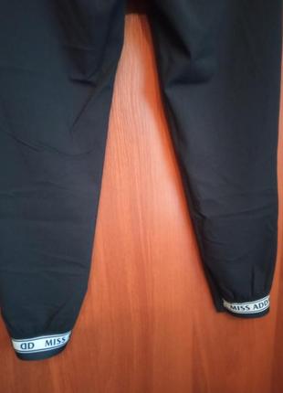 Коттоновые брюки на резинке и манжетах5 фото