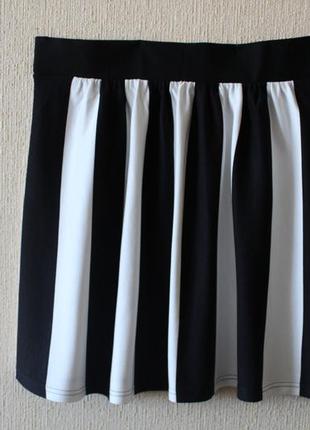 Стильна спідниця h&m