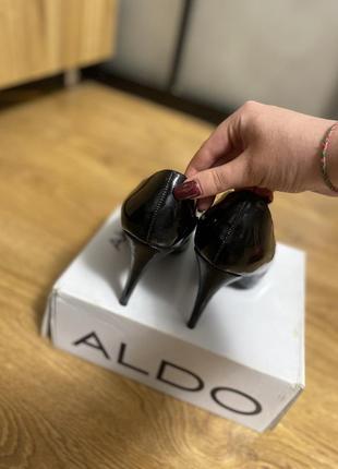 Нові жіночі туфлі лаковані чорні підбори альдо aldo 40 розмір гарні привабливі3 фото