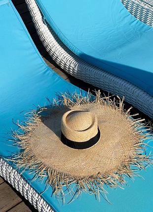 Ультратрендовая солом'яний капелюх з розпатланим краями і стрічкою 🖤