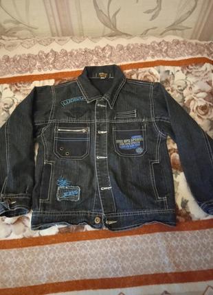 Куртка джинс.