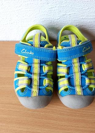 Суперові босоніжки clarks 20,5 р. по устілці 13 см